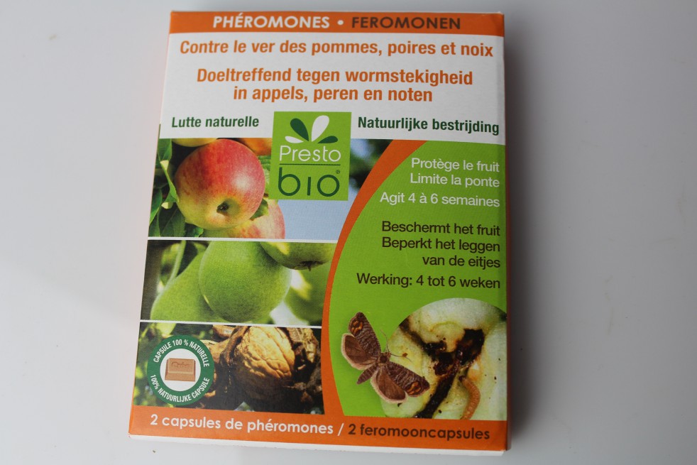 Phéromones contre le ver des pommes, poires et noix Phéromones contre le ver des pommes, poires et noix