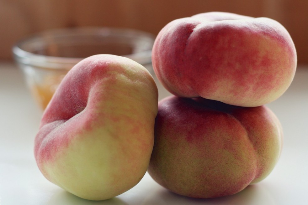 Saturn peach